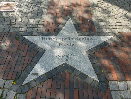 Bundespräsidenten-Platz in der Fußgängerzone