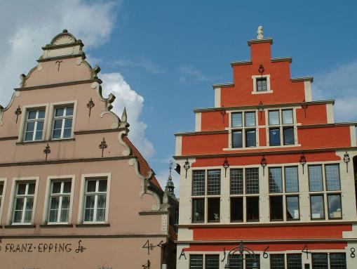 Professorenhäuser am Markt