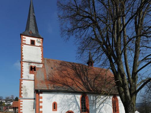 Ev. Pfarrkirche in Güttersbach