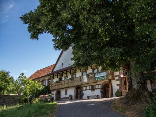 Vogt auf Mühlstein mit Vesperstube