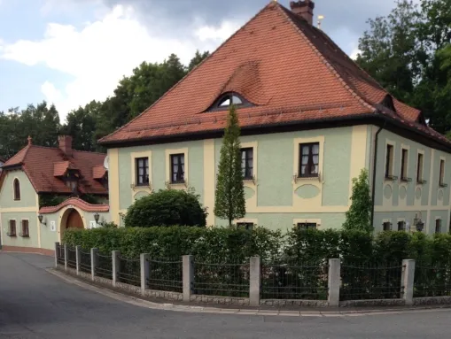 Schloß Zintlhammer, heute sehr gut erhalten