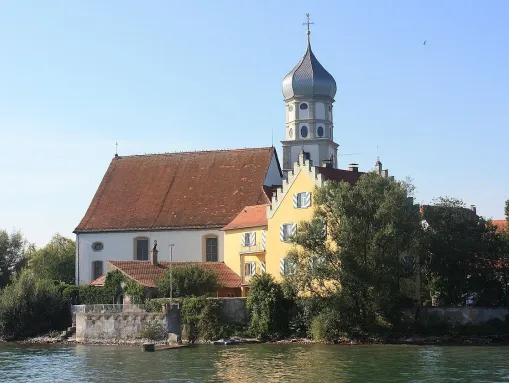 Blick auf die Pfarrkirche St.Georg