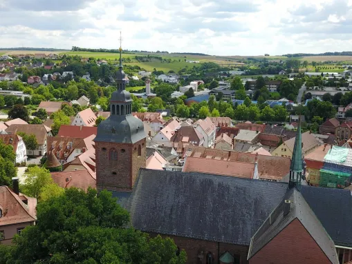 Über den Dächern der Stadt 