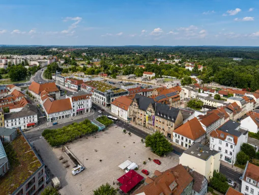 Der Marktplatz Eberswalde mit Altem Rathaus