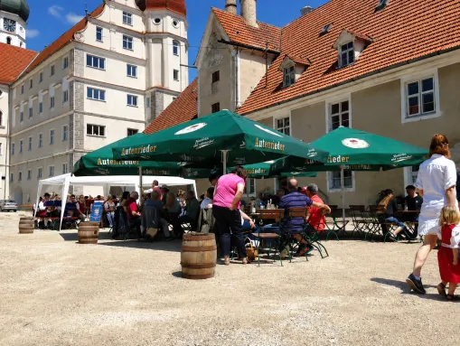 Der Innenhof des Klosters Wettenhausen