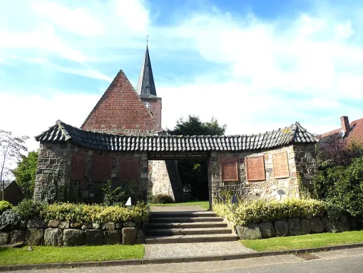 St.-Fabian-Kirche in Ringstedt, direkt an Drangstedt angrenzend