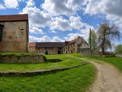 Die Burg Lohra (Großlohra)
