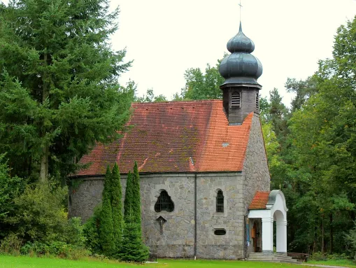 Die Herz-Jesu-Kapelle in Ayrhof bei Kollnburg