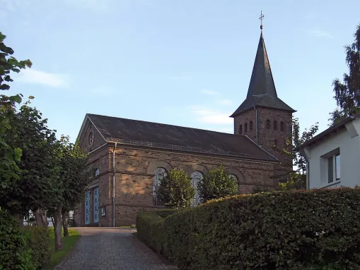Ev. Kirche in Delling