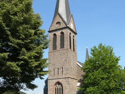 Kath. Pfarrkirche St. Margareta im Ortsteil Olpe