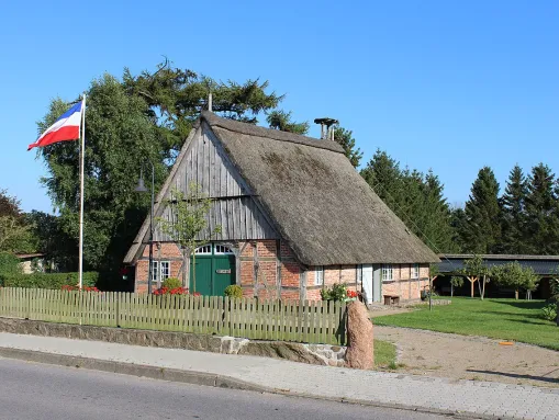 Langwedel, Nortorfer Strasse 5, Schulkate