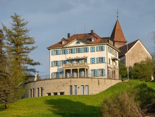 Schloss Louisenberg und Wallfahrtskapelle St. Aloysius