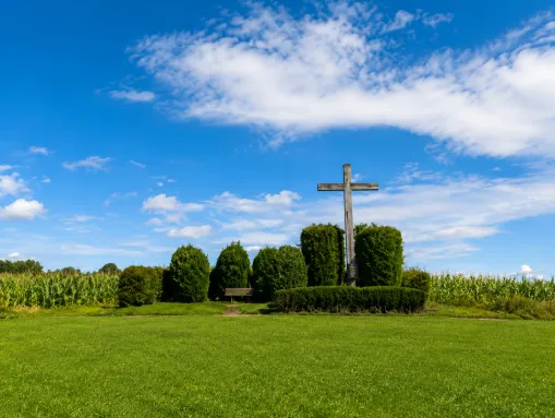 Das Eischeider Kreuz - religiöses Wahrzeichen in Neunkirchen-Seelscheid und höchste Erhebung (235 m)