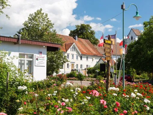 Tourist-Info Weilheim-Nöggenschwiel