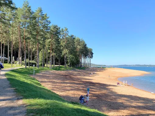 Die Freizeitanlage Allmannsdorf am Nordostufer des Großen Brombachsees